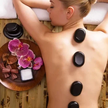 Combination Thai massage with hot stones and oil